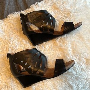 Sofft wedge sandals